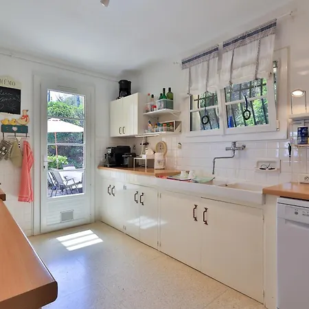 Holiday home La Sauvageonne Mit Whirlpool Und Grandiosem Meerblick, Familienfreundlich
